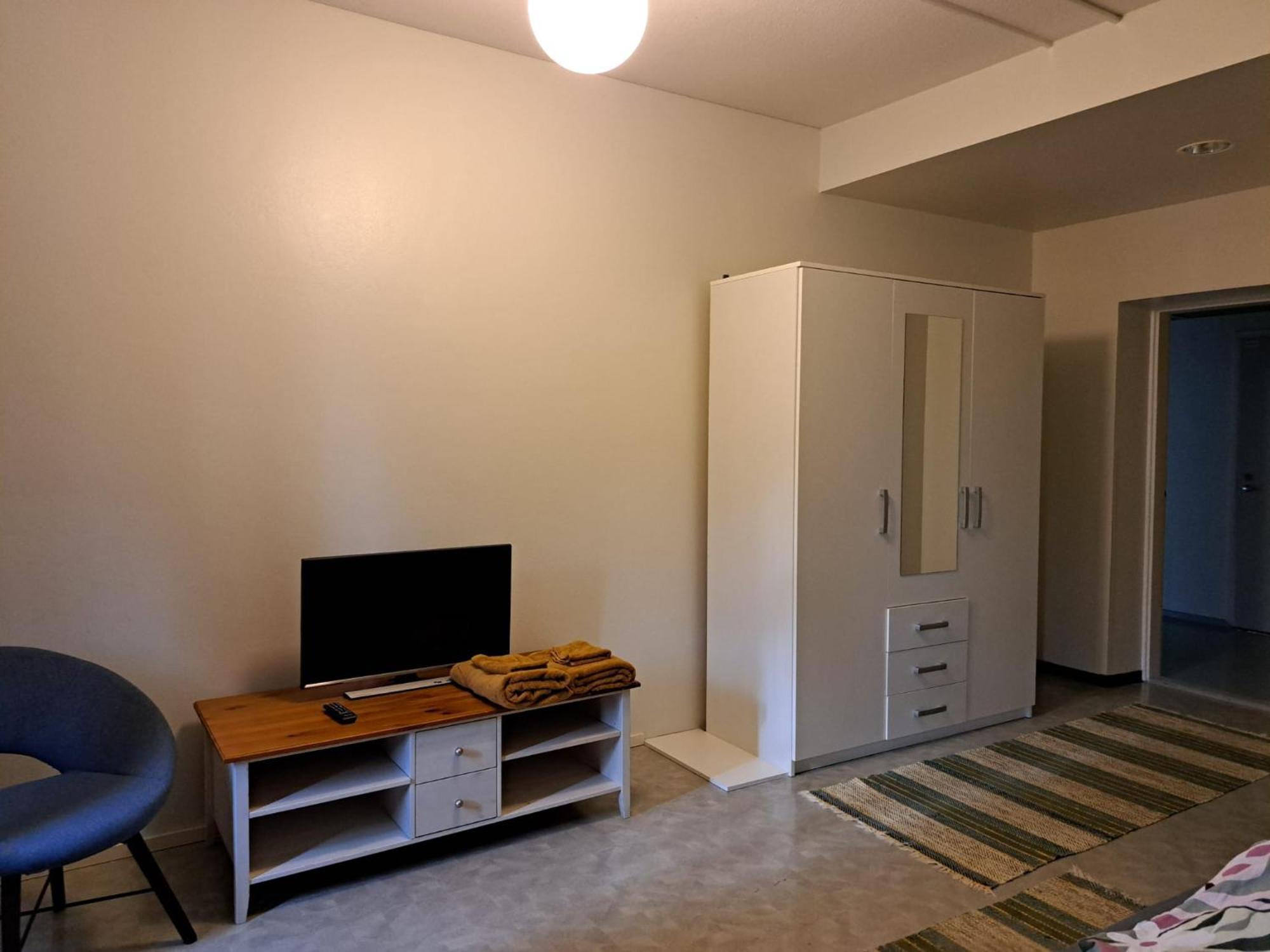 Ainola Hostel Hameenlinna Ngoại thất bức ảnh